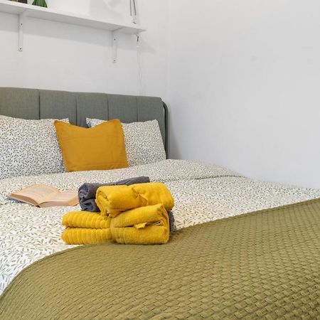11 Apartments Bucharest Luaran gambar