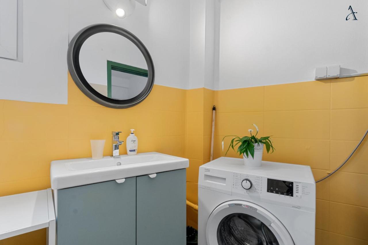 11 Apartments Bucharest Luaran gambar