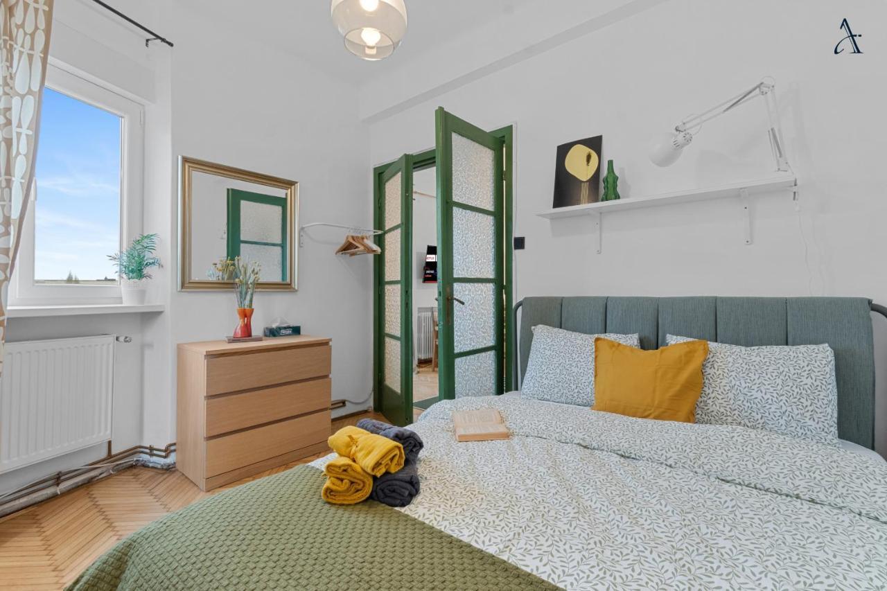 11 Apartments Bucharest Luaran gambar